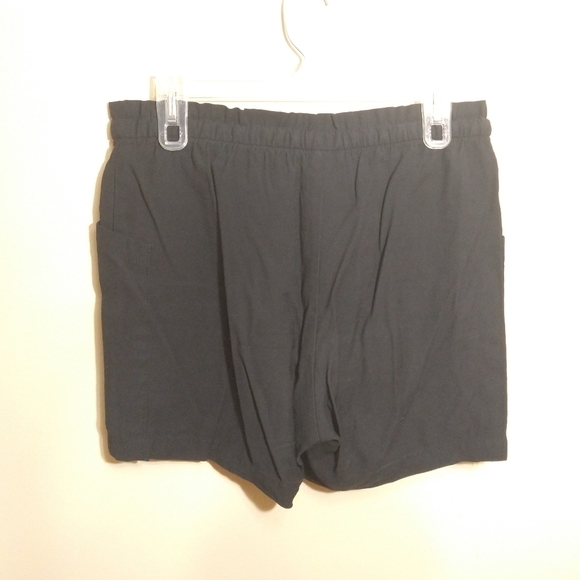 🌹Old Navy Black Shorts with Drawstring Paper bag waist Size Medium - Picture 2 of 6